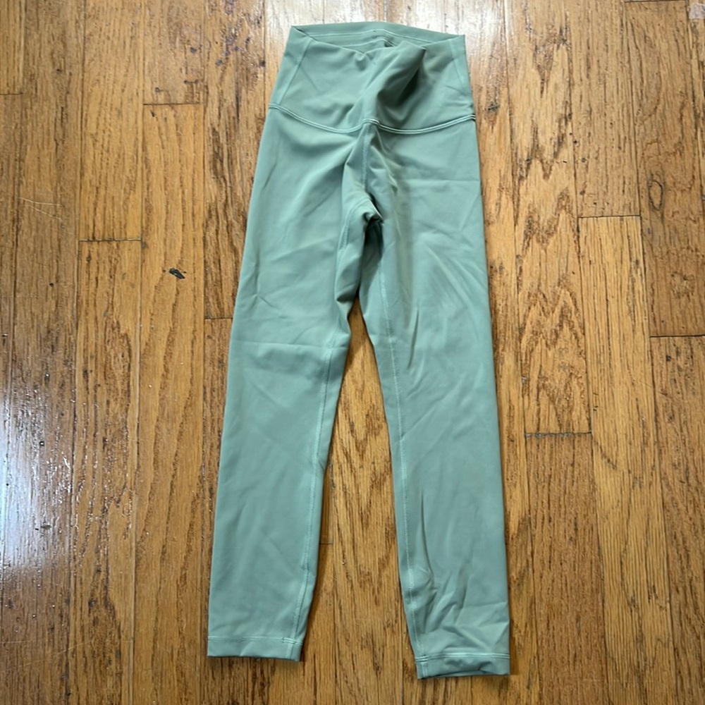 Lululemon Wunder Train 23